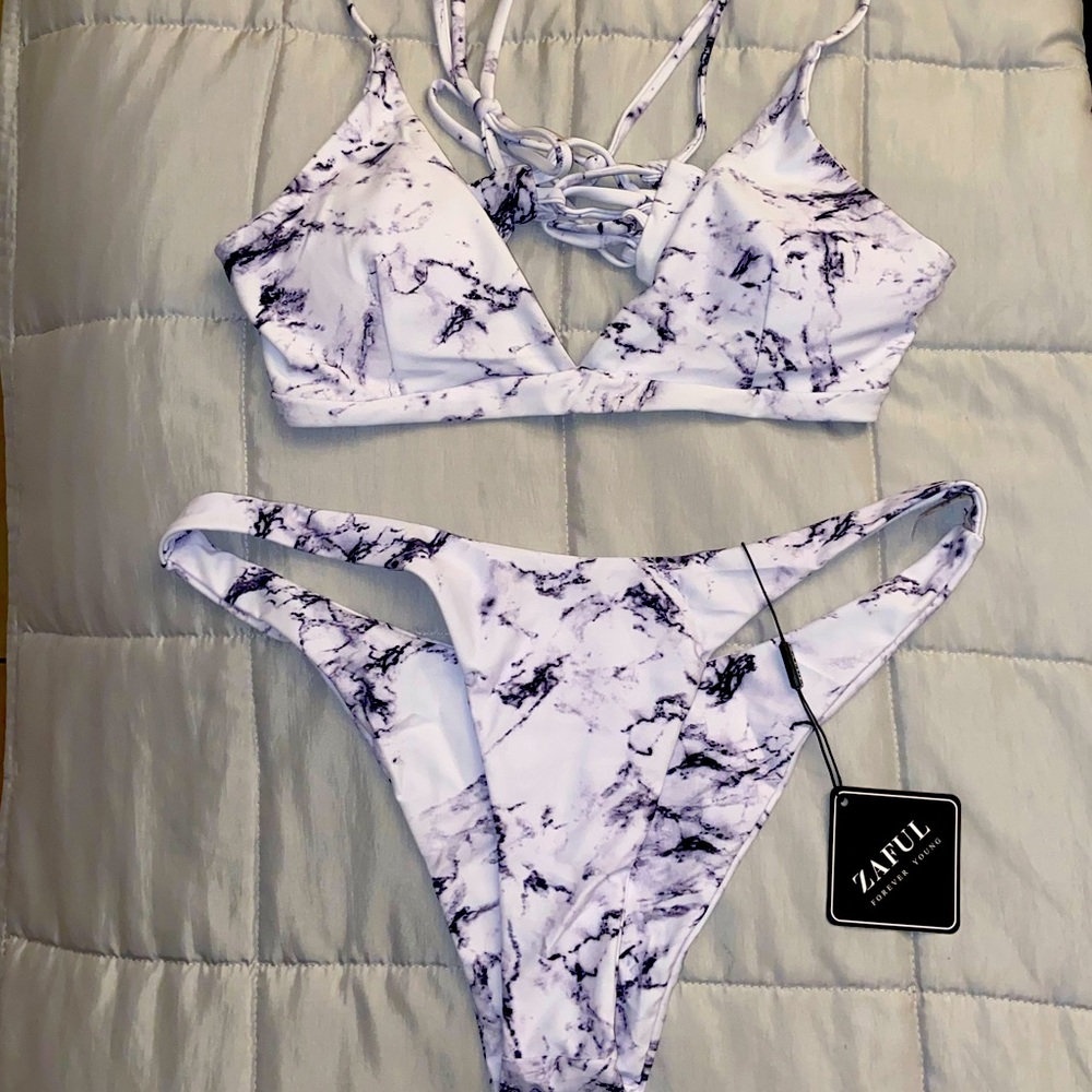 Zaful Bikini Size Large Black & White Marble Adjustable Top & Cheeky Bottom